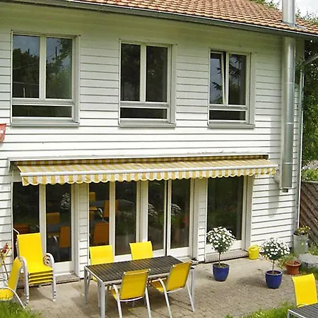 Sleeps 8 Wifi Steffisburg